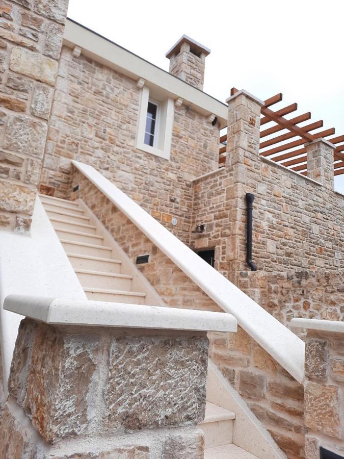 Castello Exclusive Rooms With Breakfast - By Ta Leut Agency Privlaka  Exterior foto