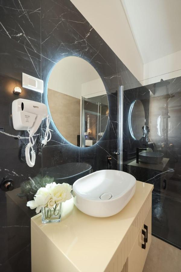 Castello Exclusive Rooms With Breakfast - By Ta Leut Agency Privlaka  Exterior foto